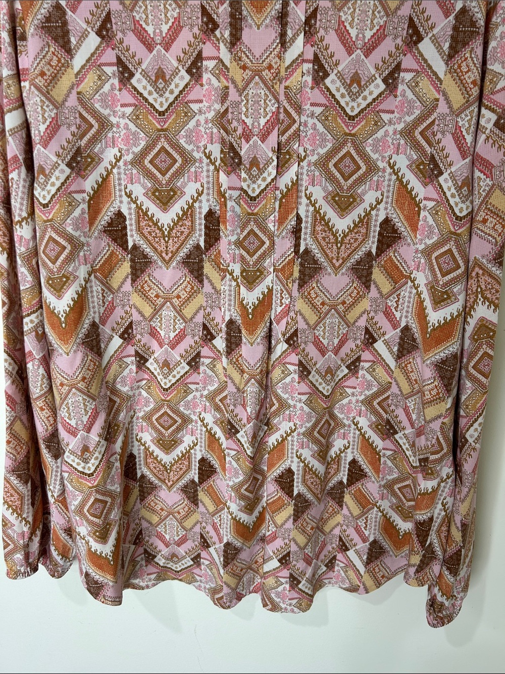 J. JILL Soft Rayon Tribal Boho Pleated Button Down Blouse Size Large - Picture 11 of 14